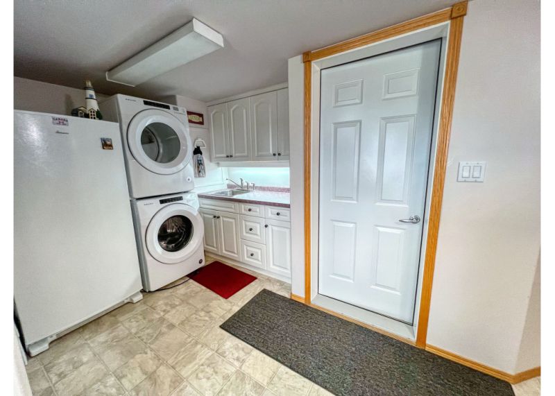 Mud Room / Laundry Room
